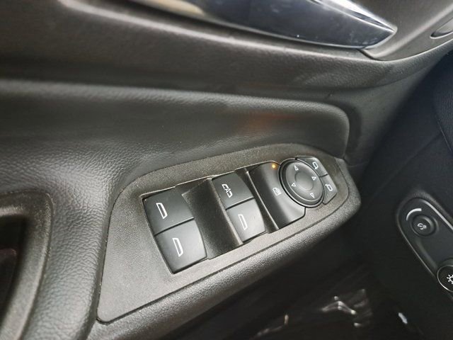 Used 2023 Chevrolet Equinox LT image 24