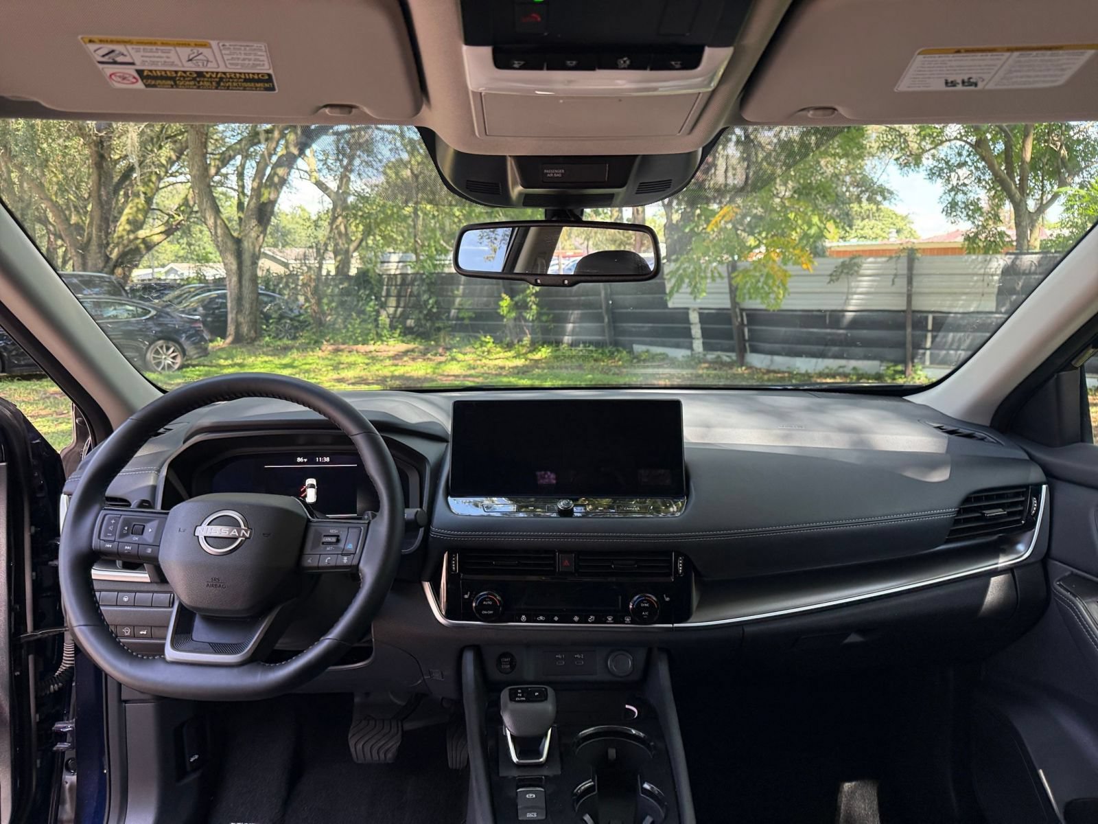 Used 2026 Nissan Rogue SL AWD/4WD image 32