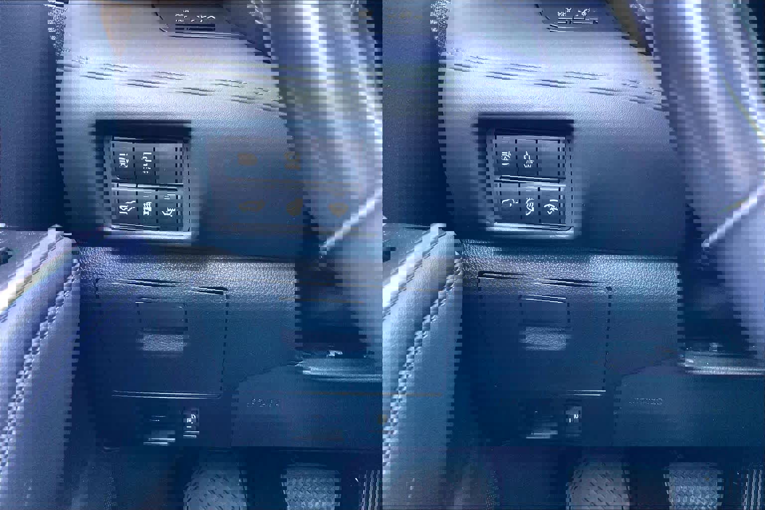 Used 2022 Toyota Highlander Platinum image 34