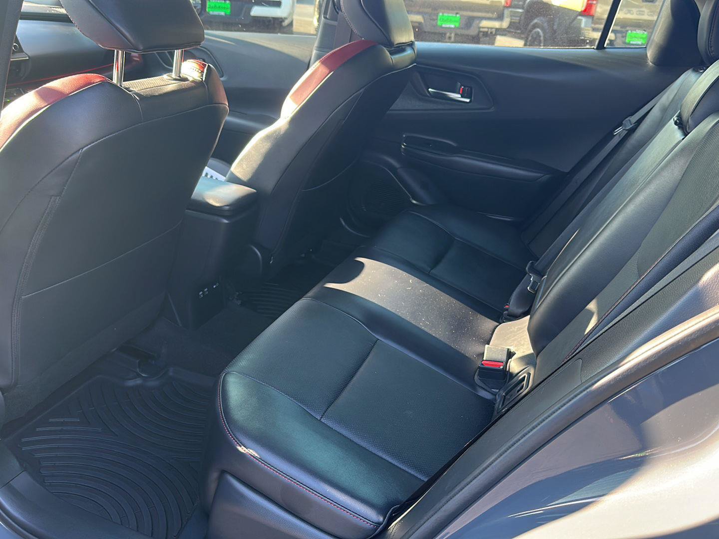 Used 2024 Toyota Prius Prime FWD image 7
