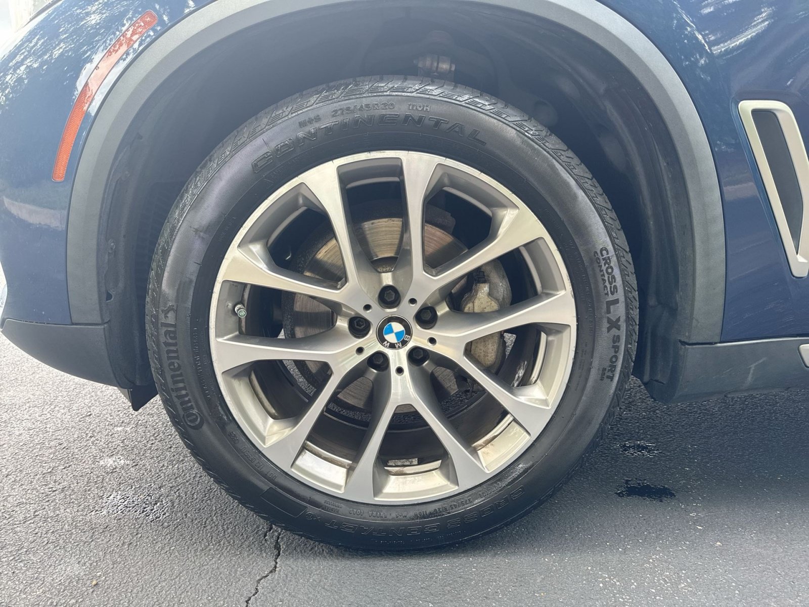 Used 2019 BMW X5 xDrive40i w/ Premium Package 2 AWD/4WD image 7