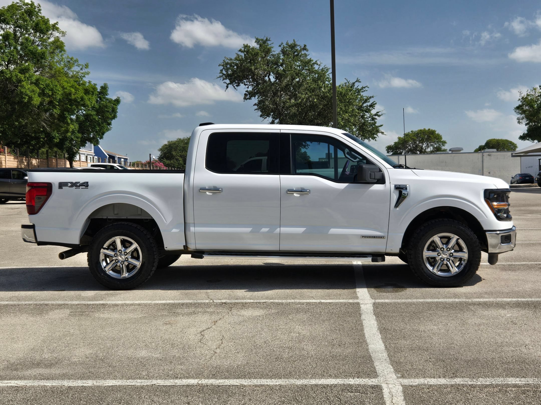 Used 2025 Ford F150 XLT w/ Equipment Group 301A Standard AWD/4WD image 3