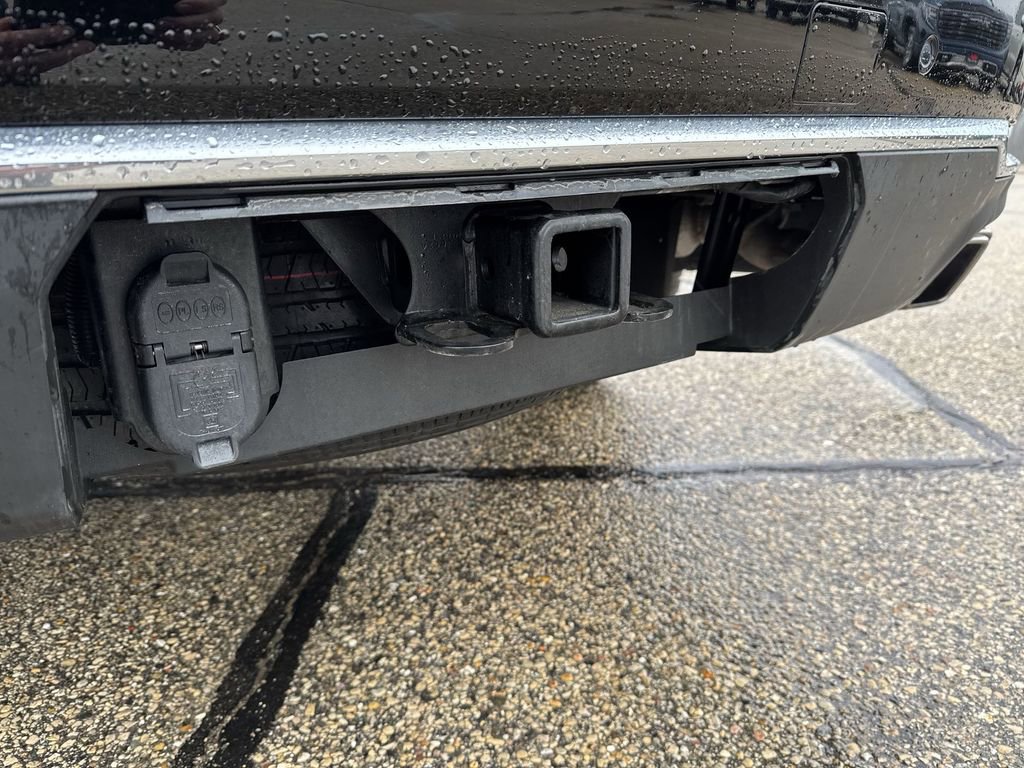 Certified 2025 GMC Yukon Denali image 7