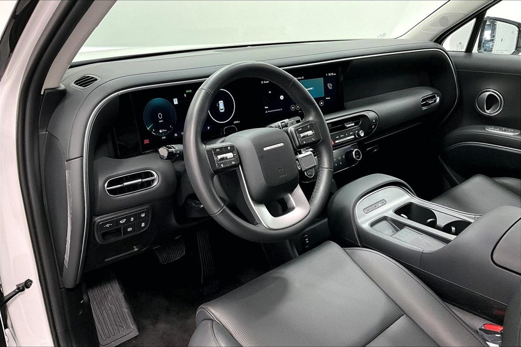 Used 2026 Hyundai Palisade SEL FWD image 16