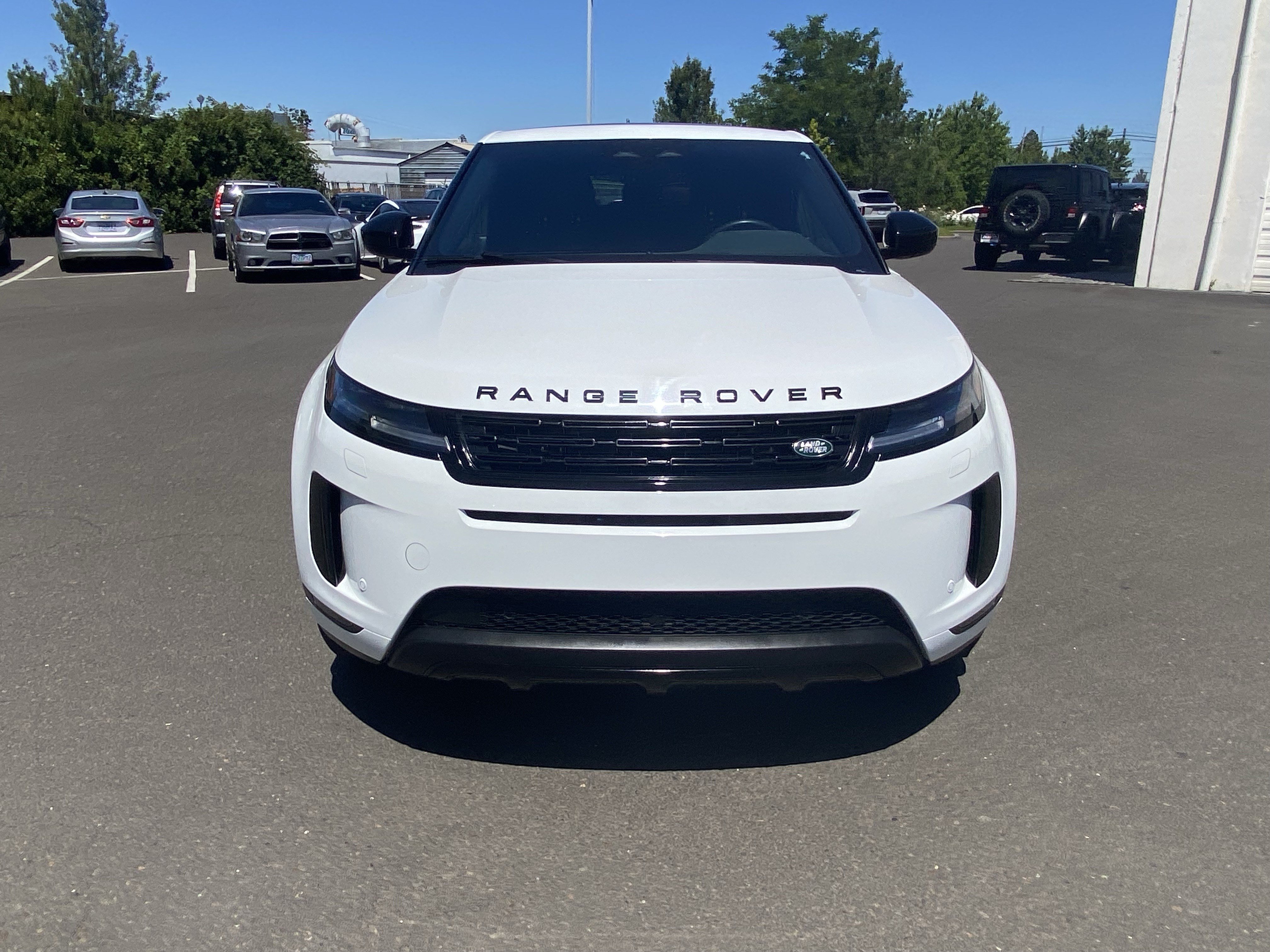 Used 2024 Land Rover Range Rover Evoque S AWD/4WD image 9