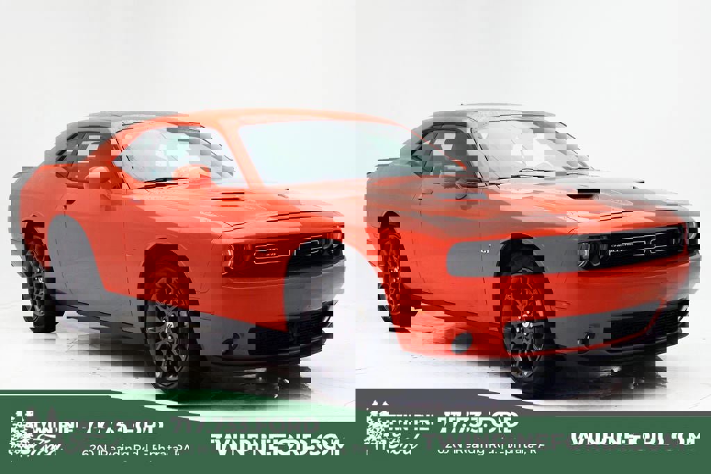 Used 2018 Dodge Challenger GT w/ Technology Group image 1