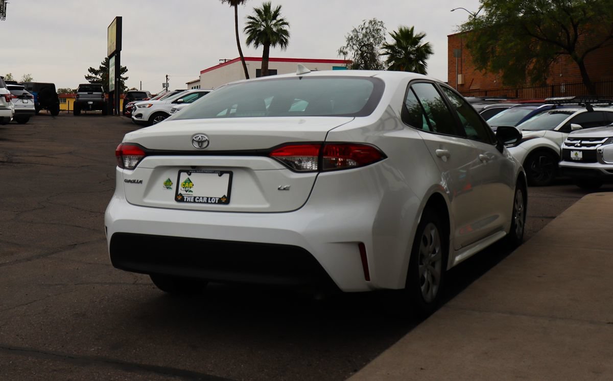 Used 2023 Toyota Corolla LE FWD image 13