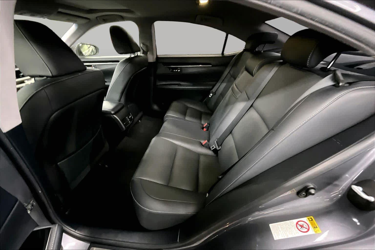 Used 2017 Lexus ES 350 w/ Accessory Package 2 FWD image 19