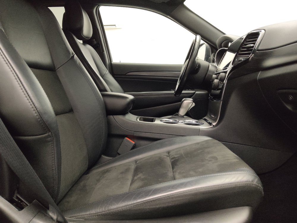 Used 2020 Jeep Grand Cherokee Altitude RWD image 21