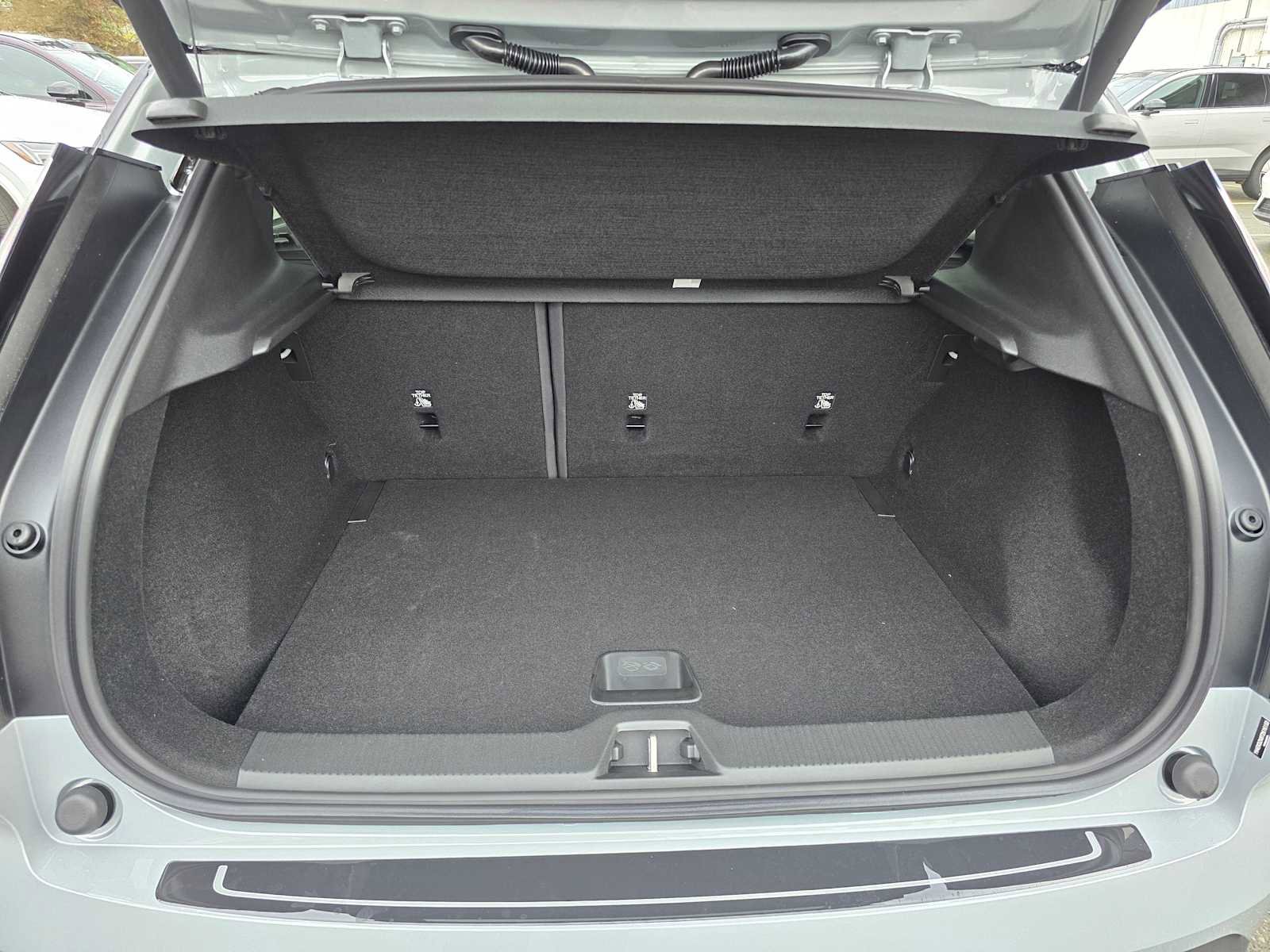 New 2026 Volvo EX30 Plus w/ Protection Package Premier AWD/4WD image 14