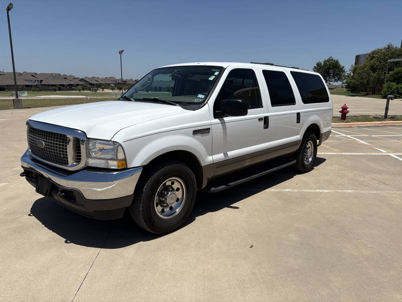 Used 2003 Ford Excursion XLT RWD image 1