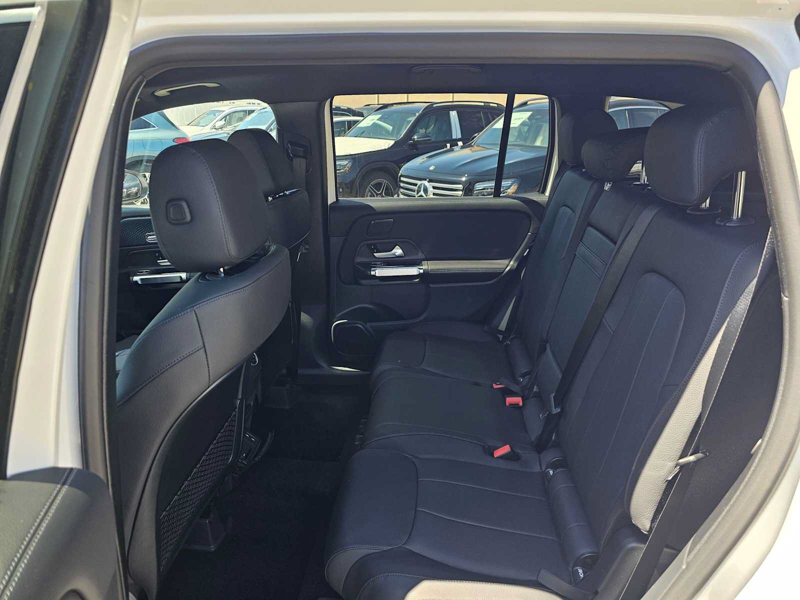 New 2026 Mercedes-Benz GLB 250 image 16