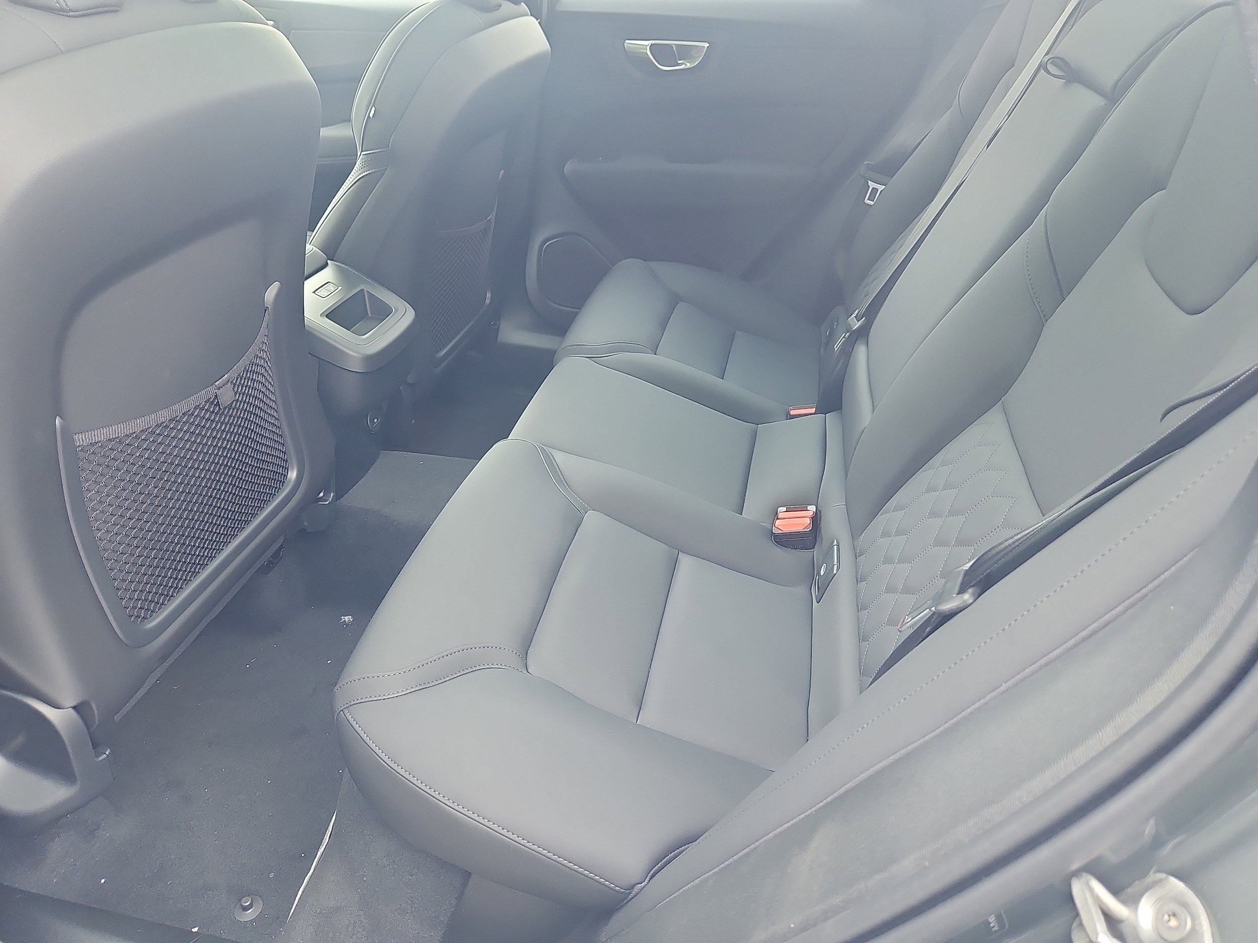 New 2026 Volvo XC60 B5 Plus w/ Protection Package Premier AWD/4WD image 22