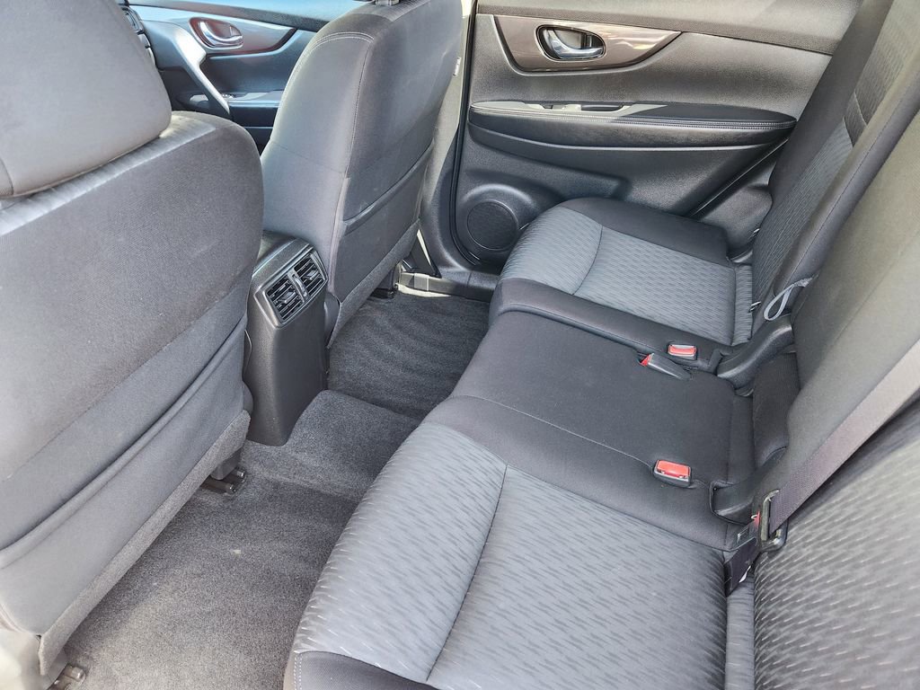Used 2019 Nissan Rogue SV w/ Premium Package AWD/4WD image 25