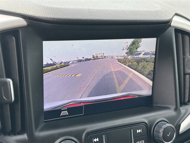 Used 2024 GMC Terrain SLT image 16