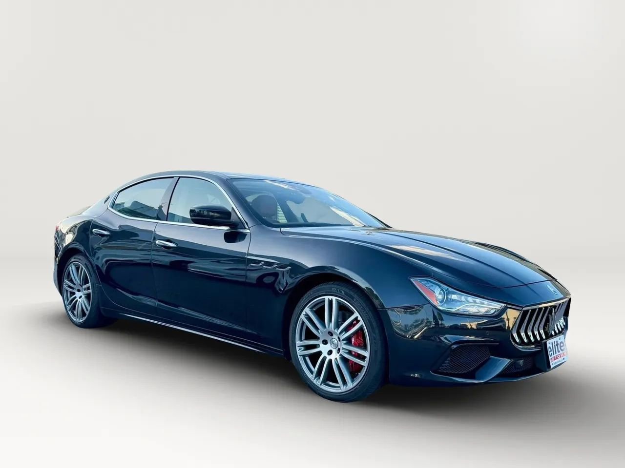 Used 2022 Maserati Ghibli Modena Q4 AWD/4WD image 1