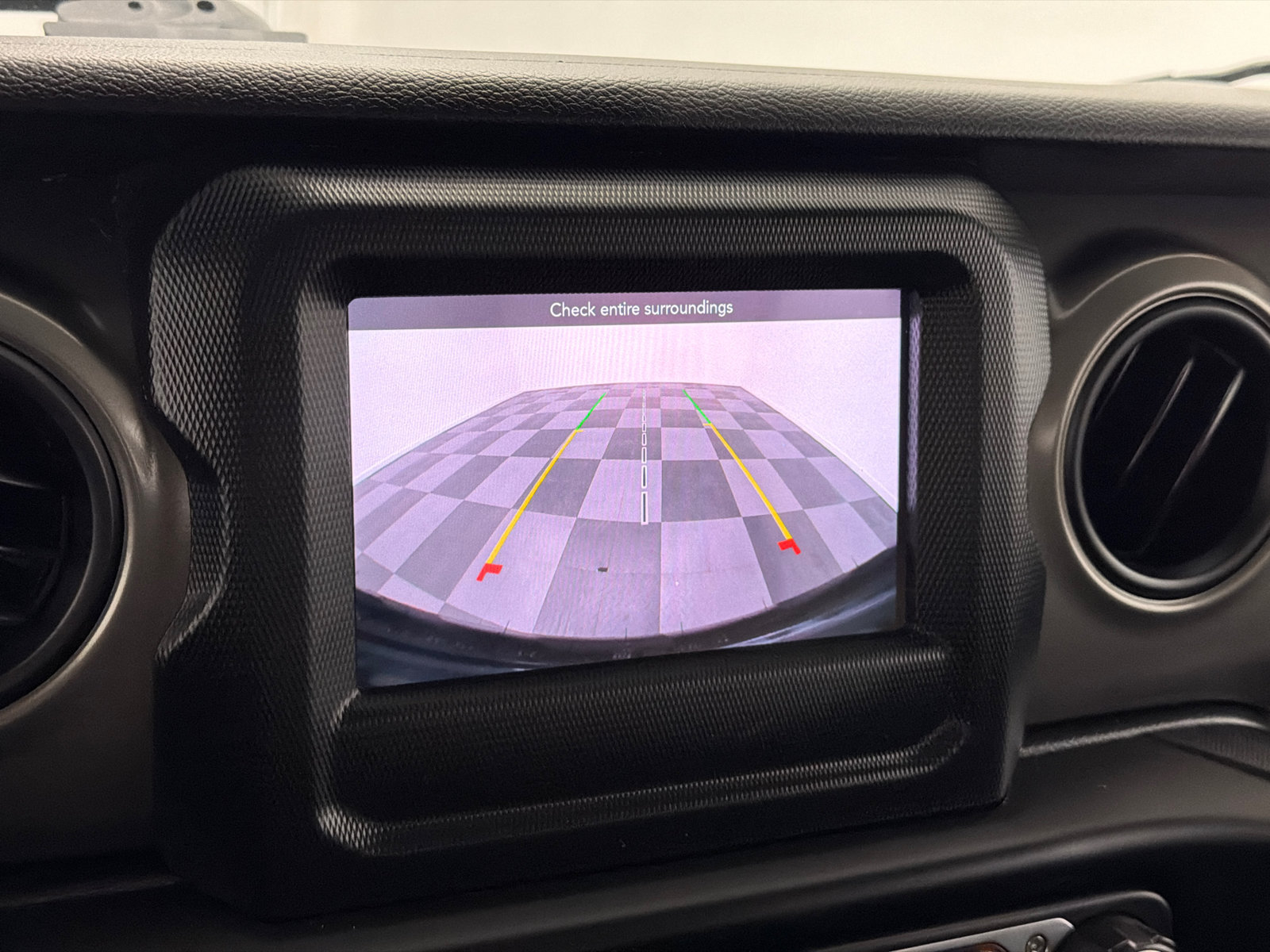 Used 2022 Jeep Wrangler Sport AWD/4WD image 22