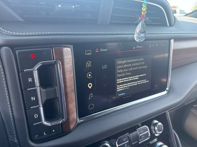 Used 2024 GMC Yukon XL Denali Ultimate AWD/4WD image 46