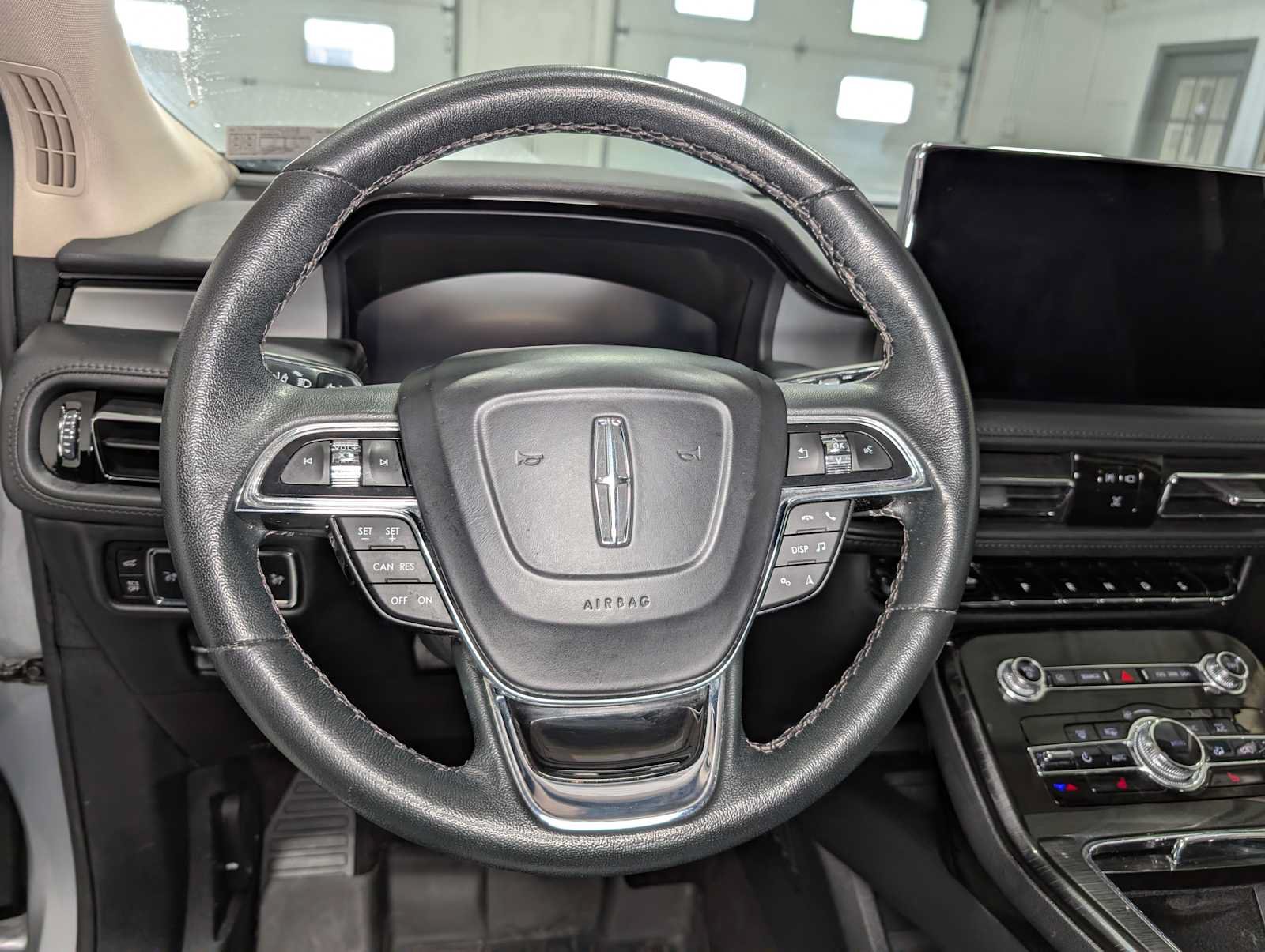 Certified 2023 Lincoln Nautilus AWD w/ Premium Package image 37