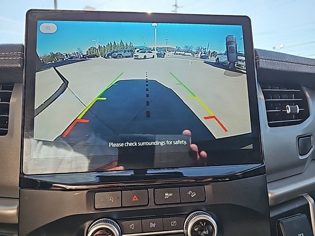 Used 2022 Ford Expedition XLT image 34