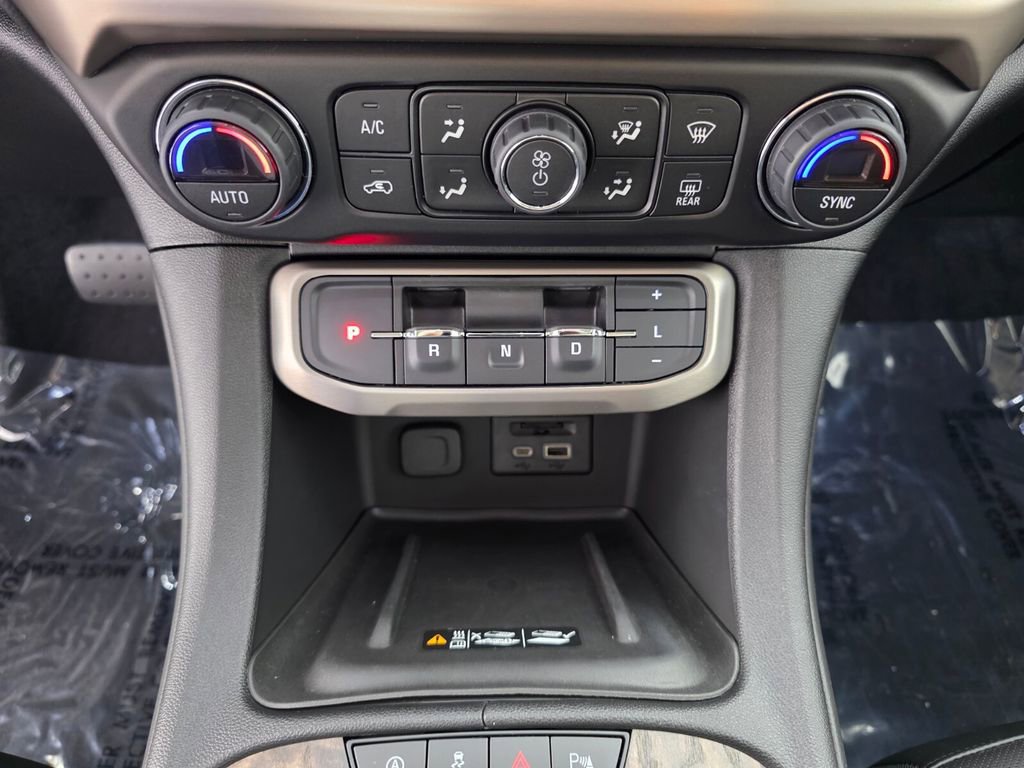 Used 2020 GMC Acadia Denali w/ Denali Ultimate Package image 25