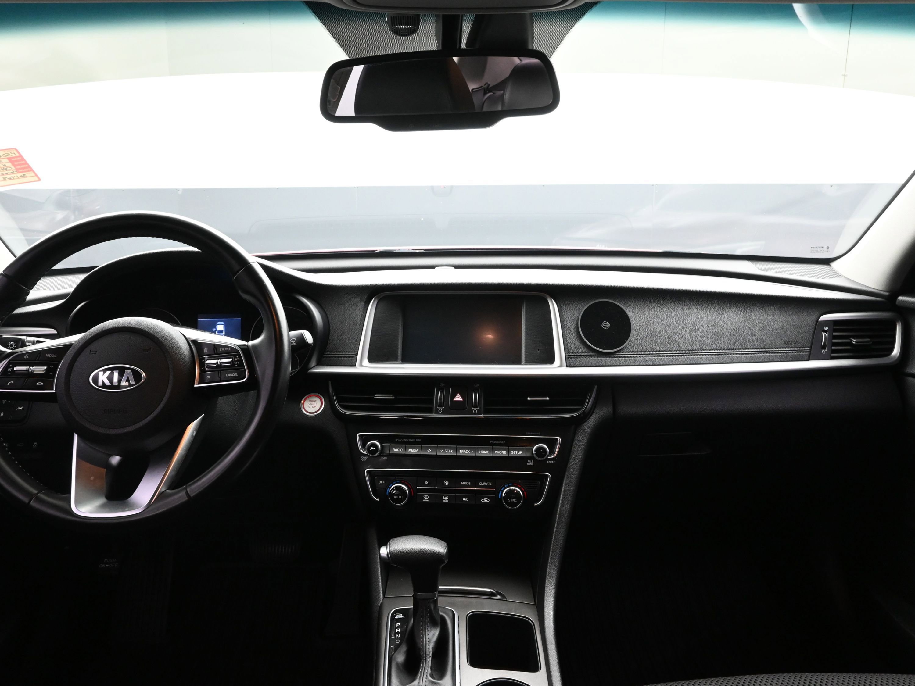 Used 2019 Kia Optima S image 21