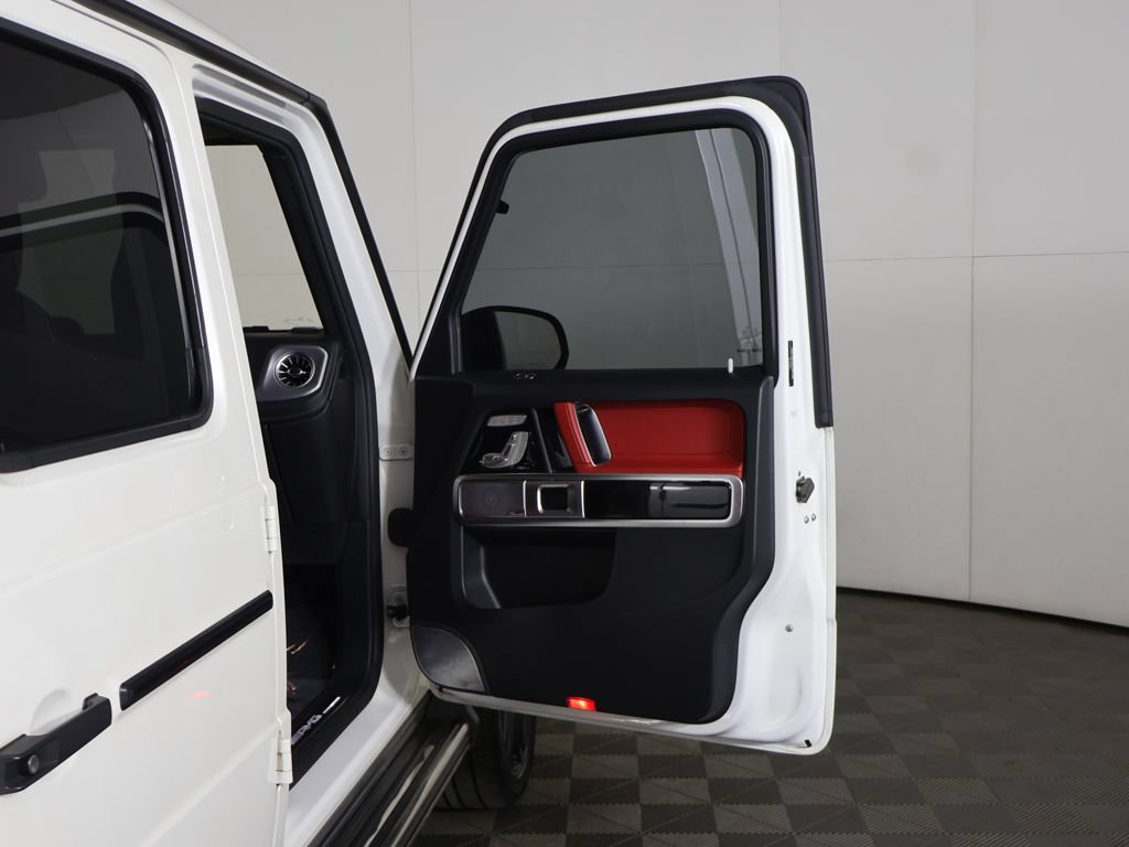 Used 2020 Mercedes-Benz G 63 AMG 4MATIC w/ Seat Comfort Package image 27