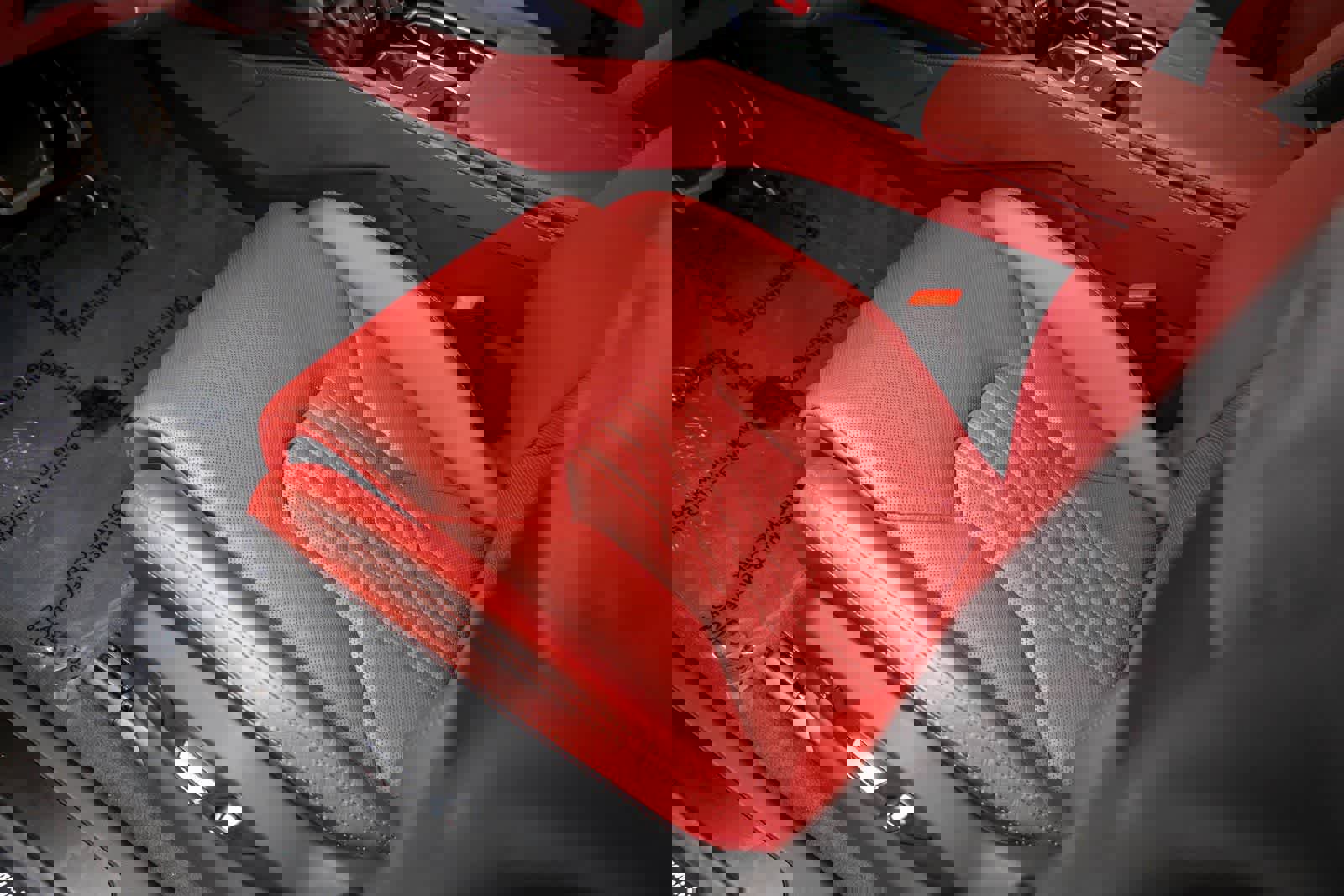 Used 2023 Lamborghini Urus S image 34