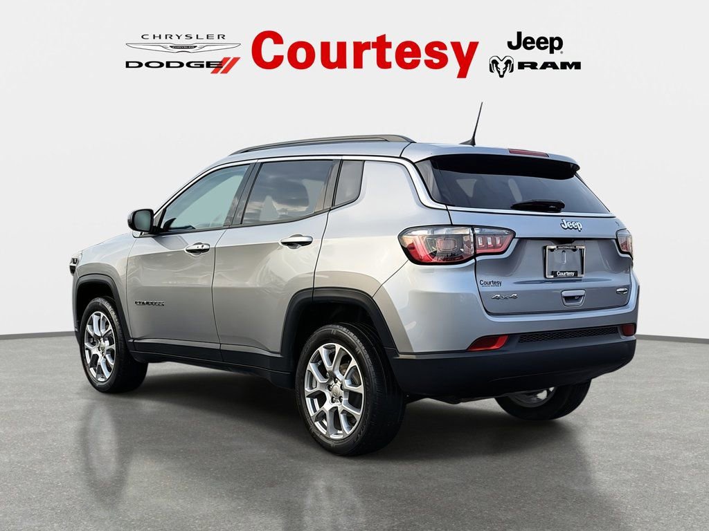 Certified 2022 Jeep Compass Latitude image 7