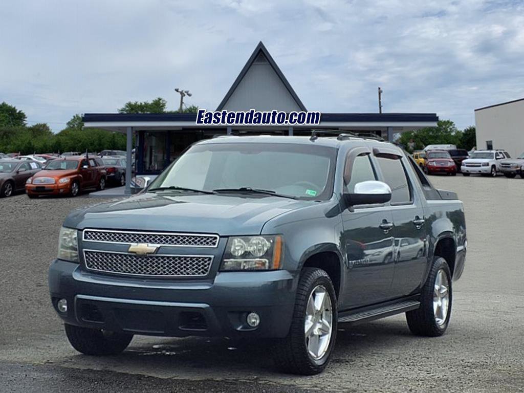 Used 2011 Chevrolet Avalanche LT w/ Luxury Package