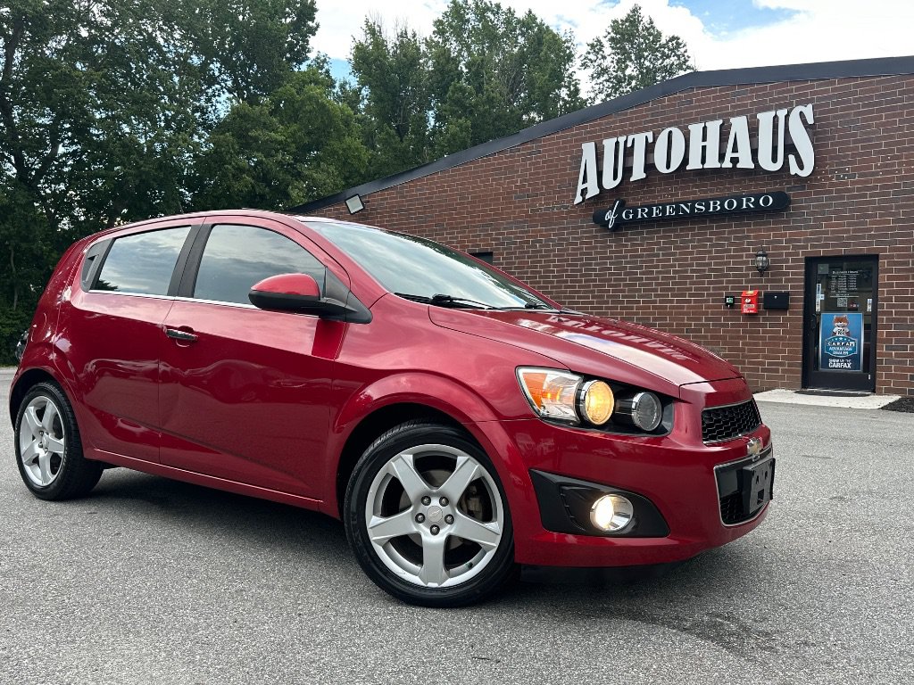 Used 2015 Chevrolet Sonic LTZ w/ Advanced Safety Package FWD image 37