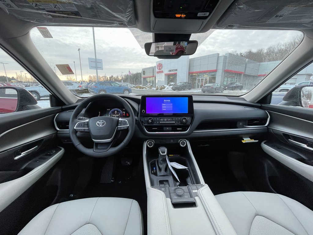 New 2026 Toyota Grand Highlander XLE image 9