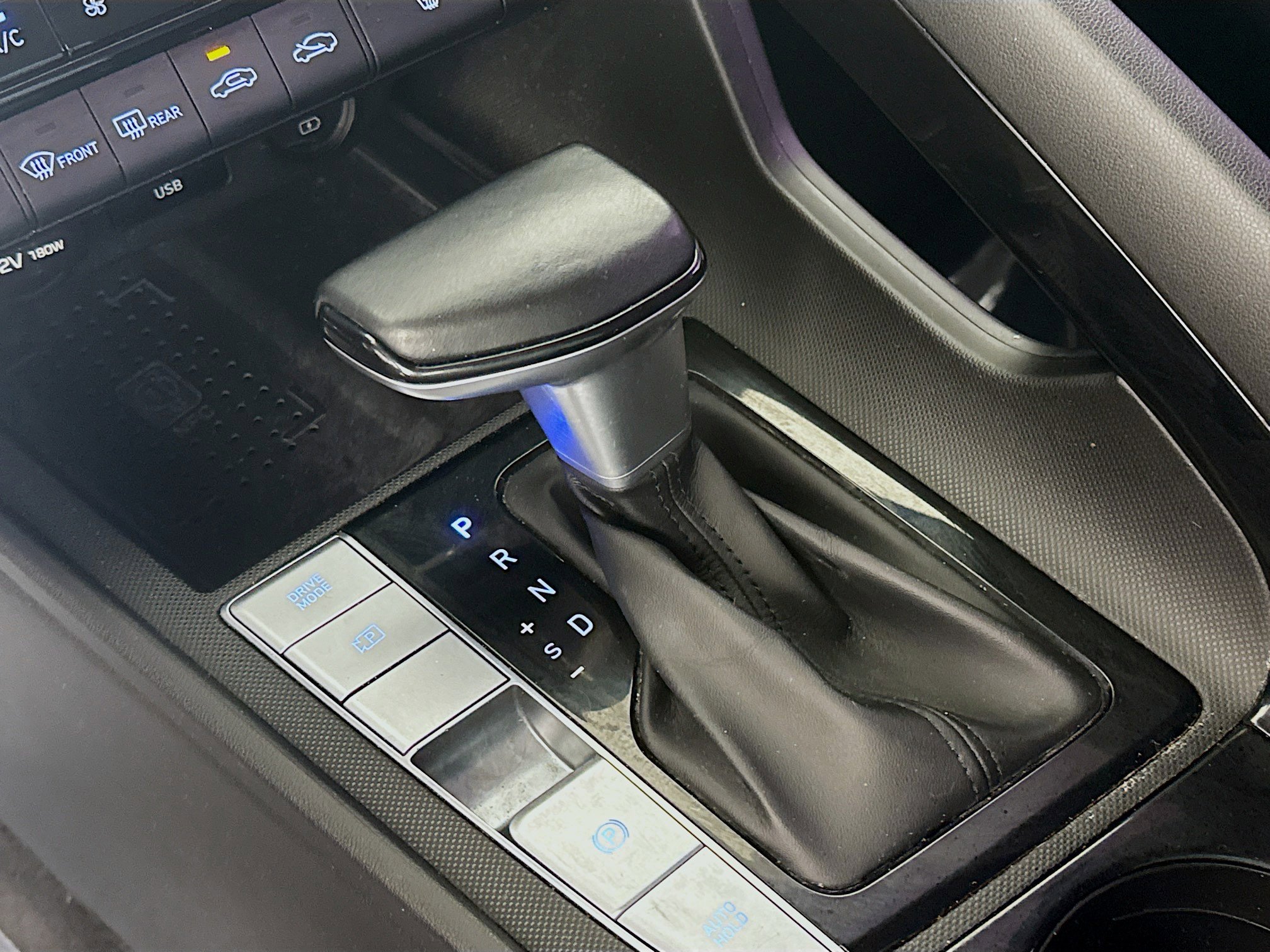 Used 2021 Hyundai Elantra Limited image 20