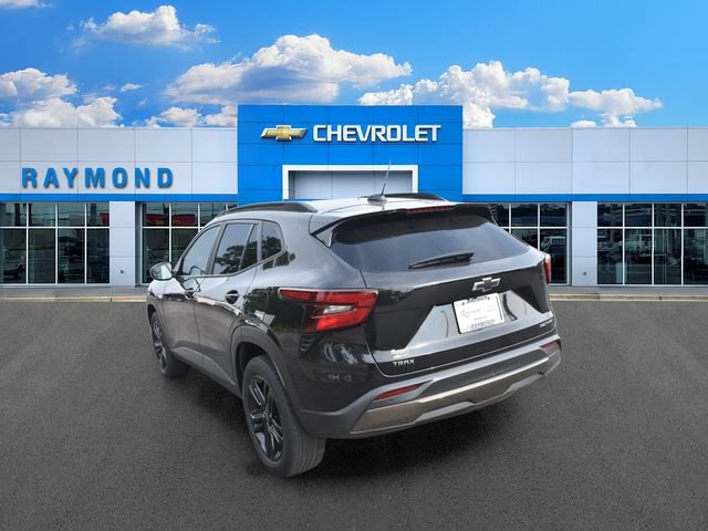 Certified 2025 Chevrolet Trax ACTIV w/ Driver Confidence Package FWD image 5