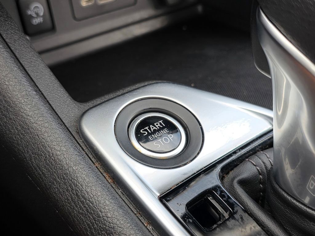 Used 2025 Nissan Sentra SV w/ All-Weather Package image 30