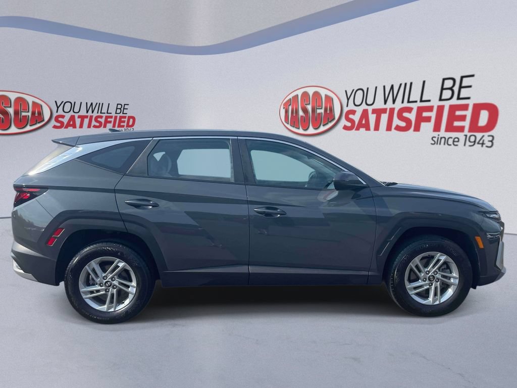 Certified 2025 Hyundai Tucson SE AWD/4WD image 5