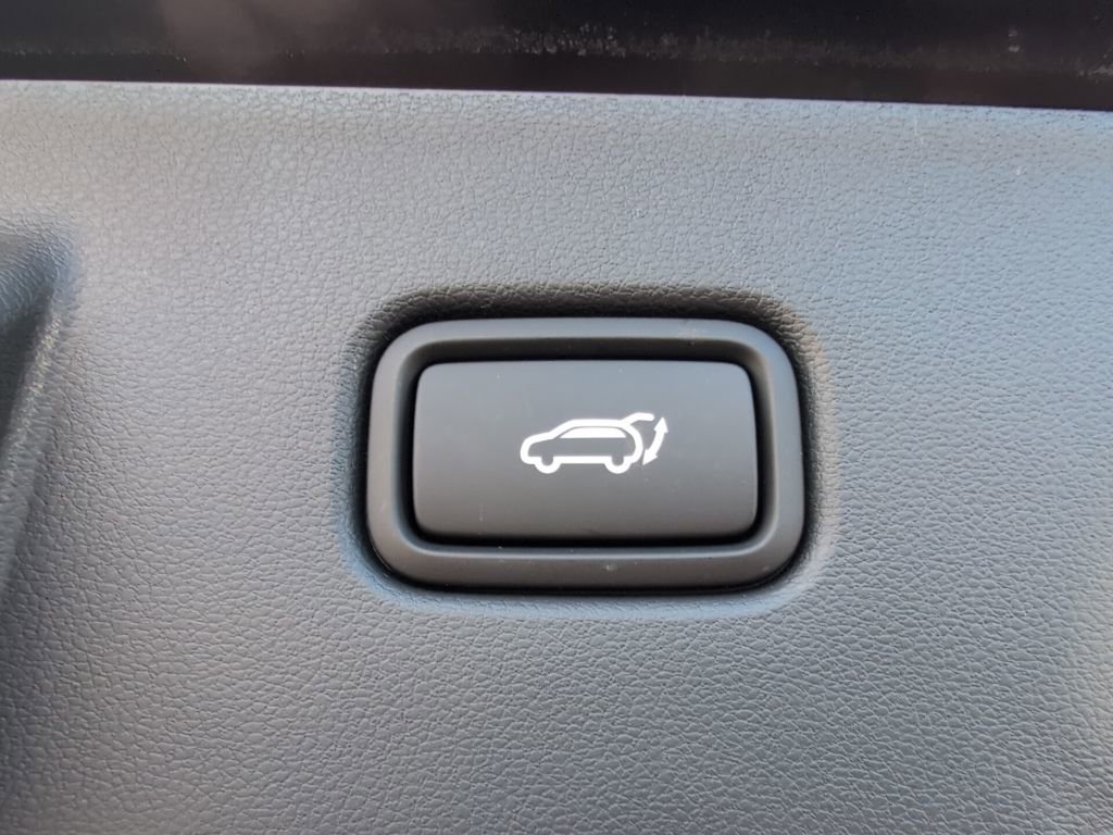 New 2026 Hyundai Tucson Limited w/ Tow & Go Package image 33