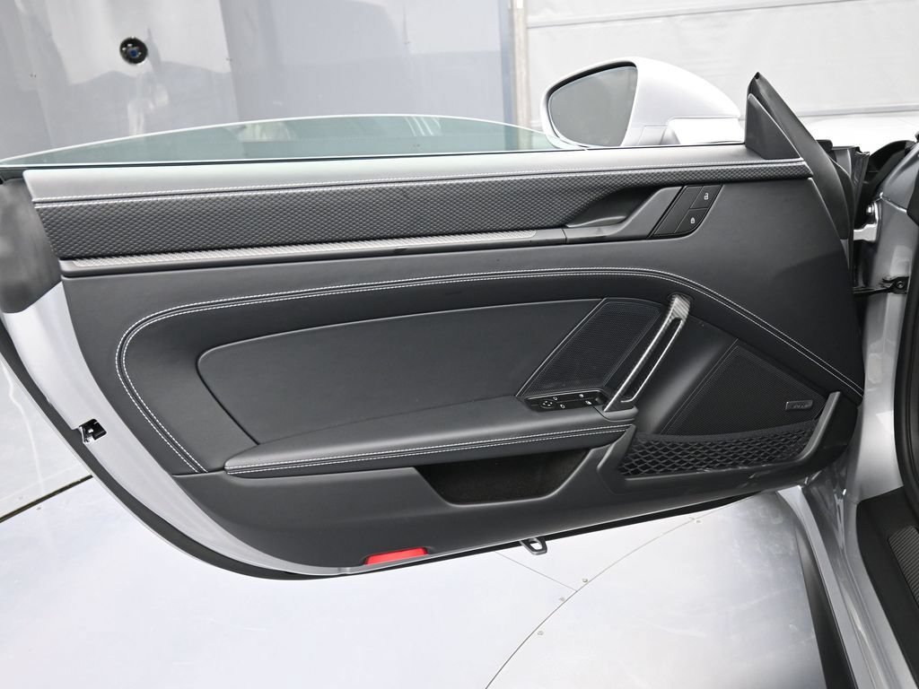 New 2026 Porsche 911 GT3 RWD image 16