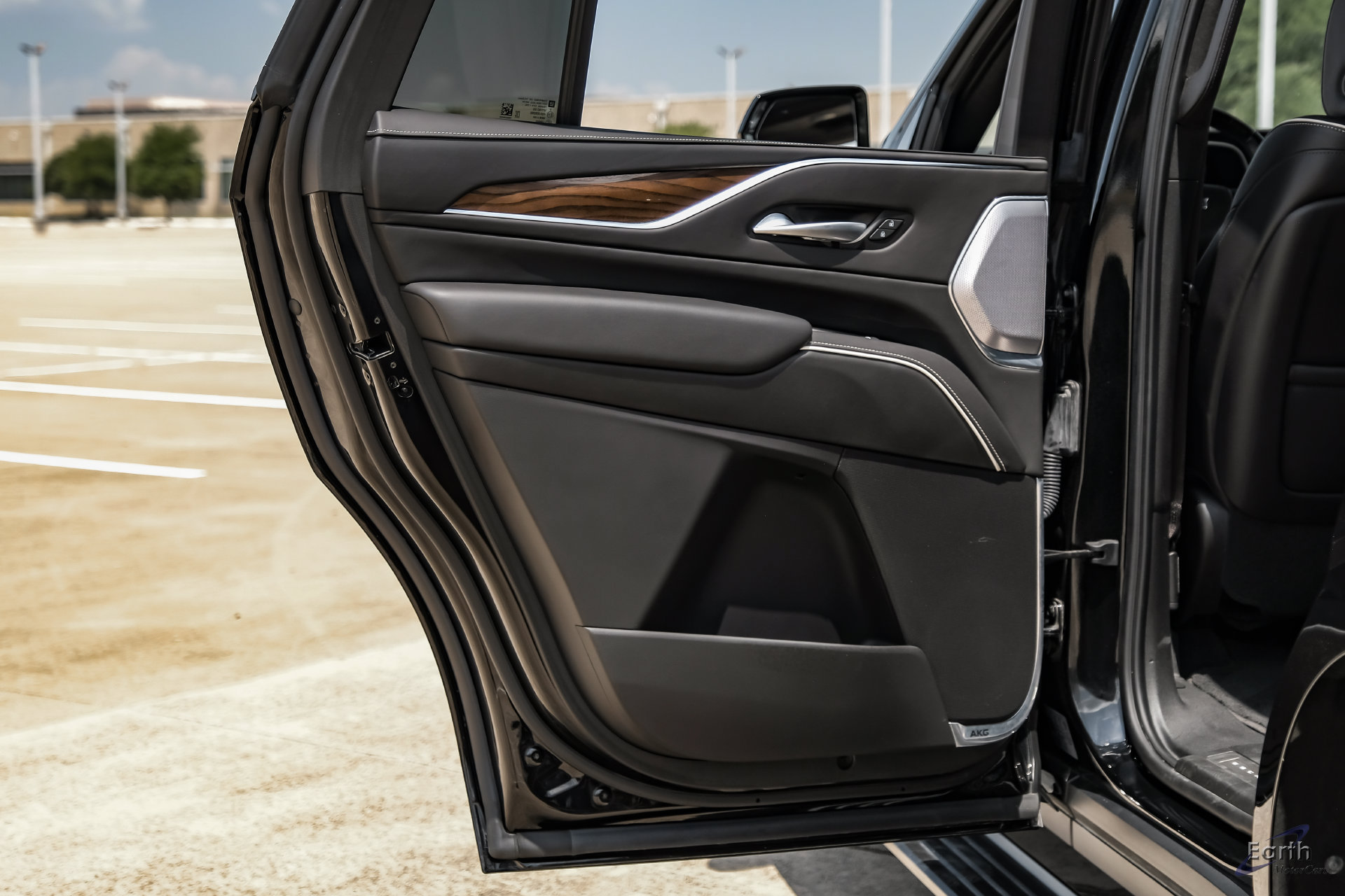 Used 2023 Cadillac Escalade Sport Platinum AWD/4WD image 95