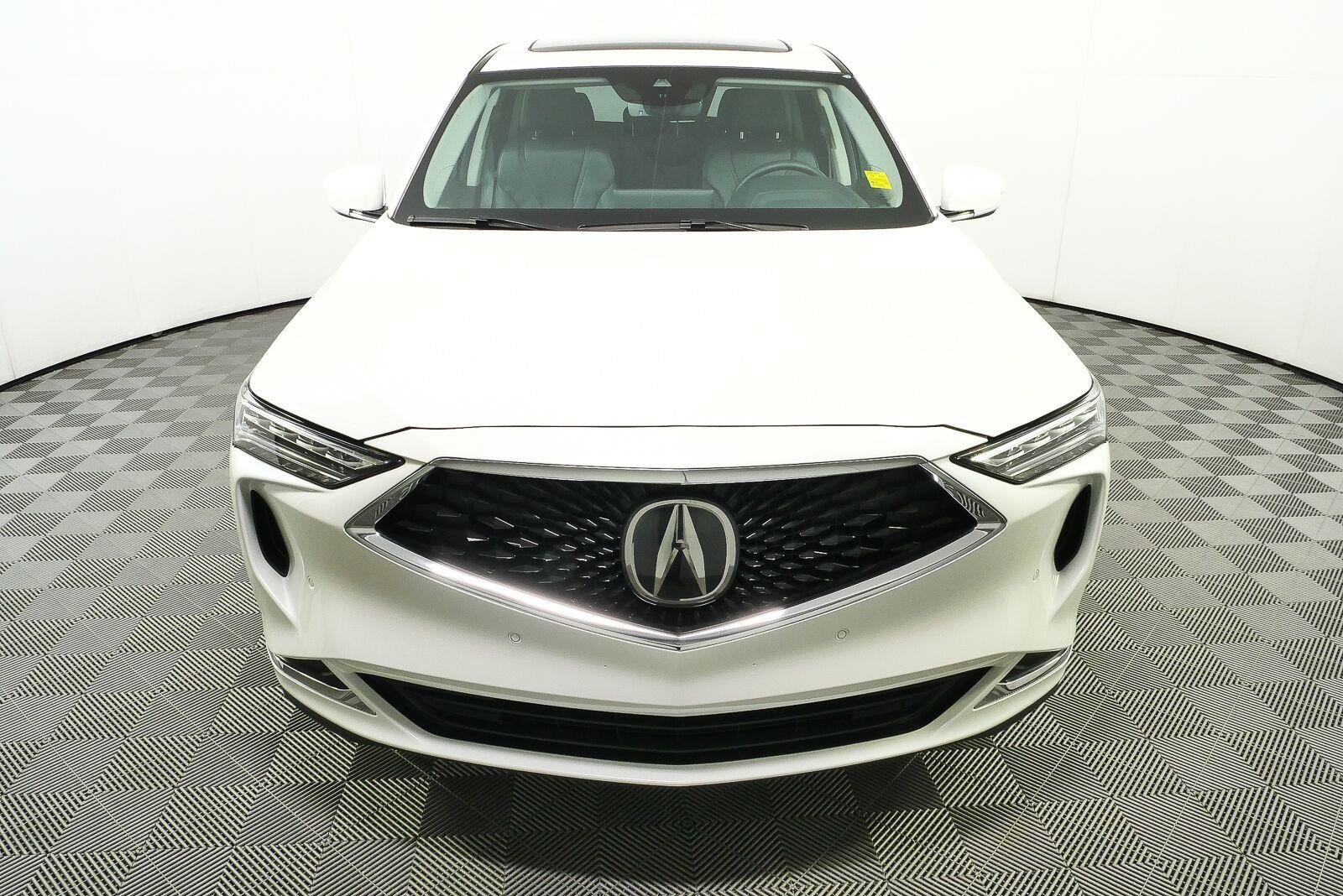 Used 2023 Acura MDX w/ Technology Package AWD/4WD image 33