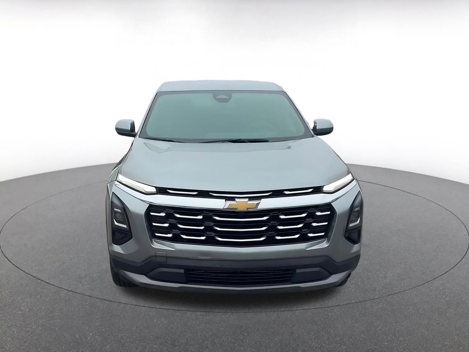Used 2025 Chevrolet Equinox LT FWD image 4