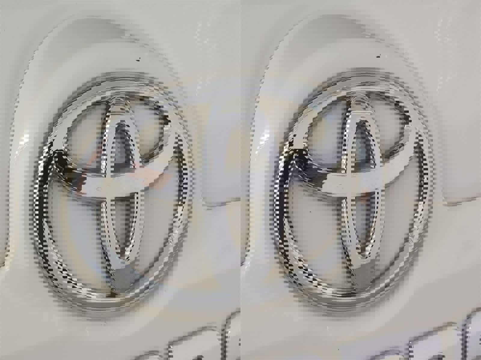 Used 2022 Toyota 4Runner SR5 image 10