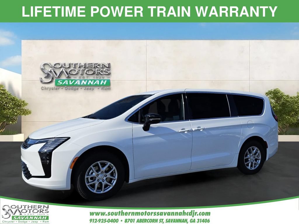 New 2027 Chrysler Pacifica Select FWD image 1