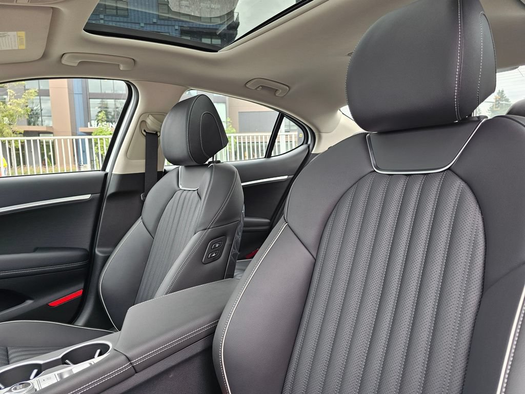 Certified 2026 Genesis G70 2.5T Prestige AWD/4WD image 24