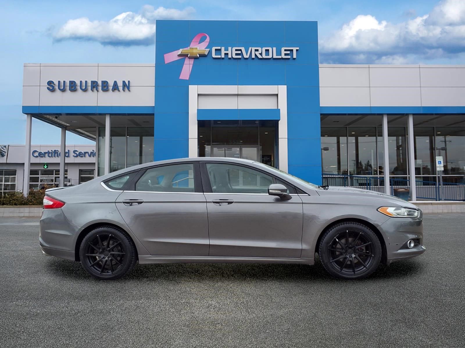 Used 2014 Ford Fusion SE FWD image 4