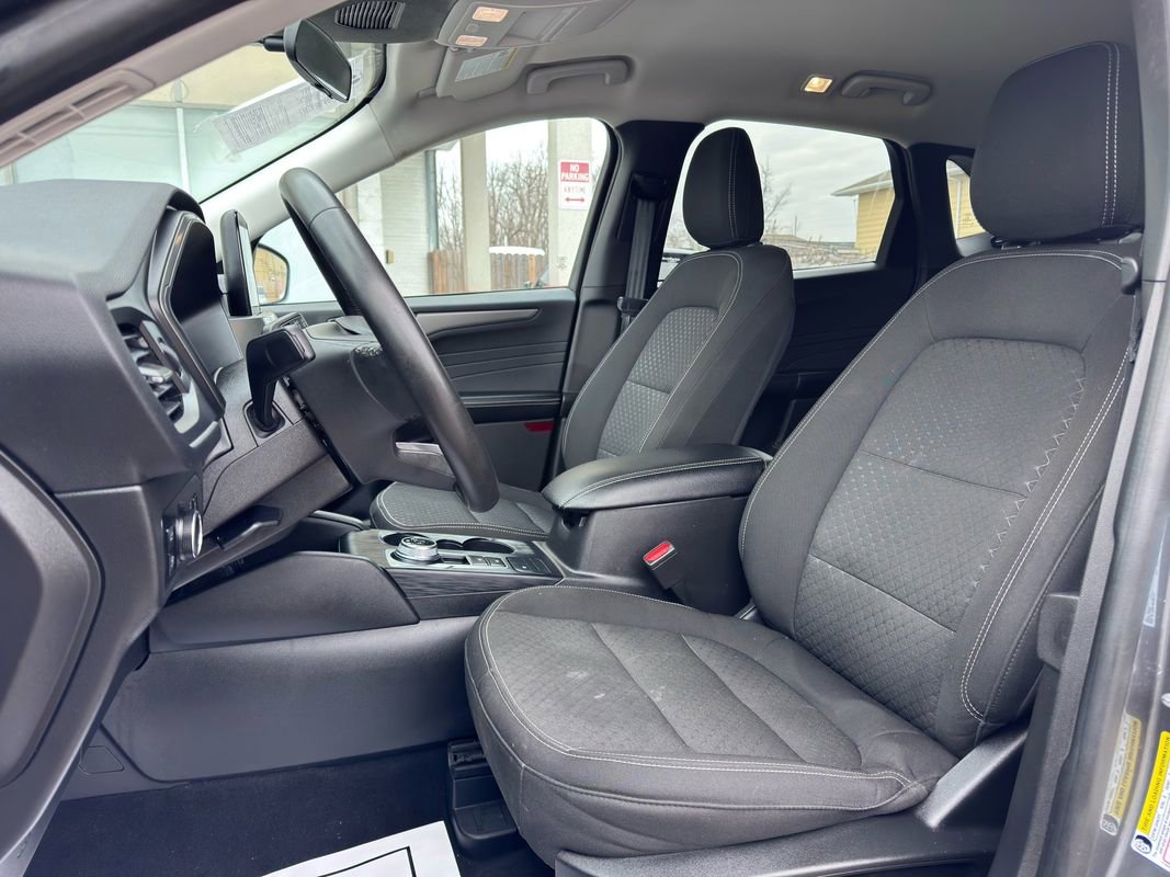 Used 2023 Ford Escape Active image 17