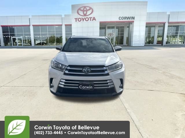 Used 2017 Toyota Highlander Limited w/ Protection Package #3 image 13