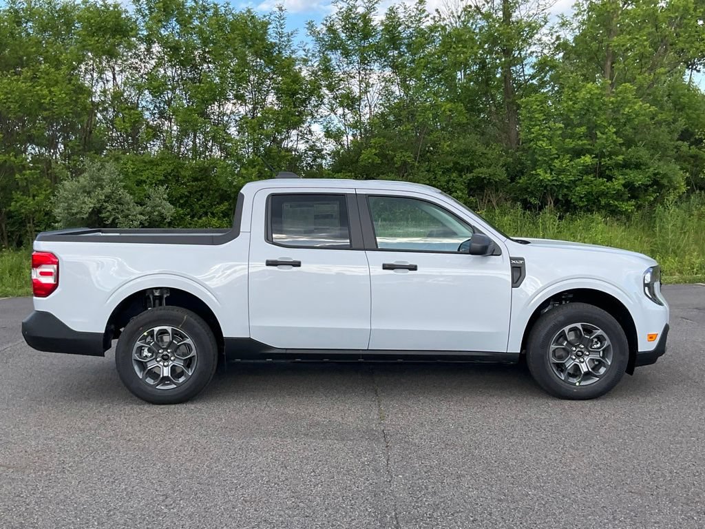 New 2026 Ford Maverick XLT w/ Equipment Group 301A AWD/4WD image 25