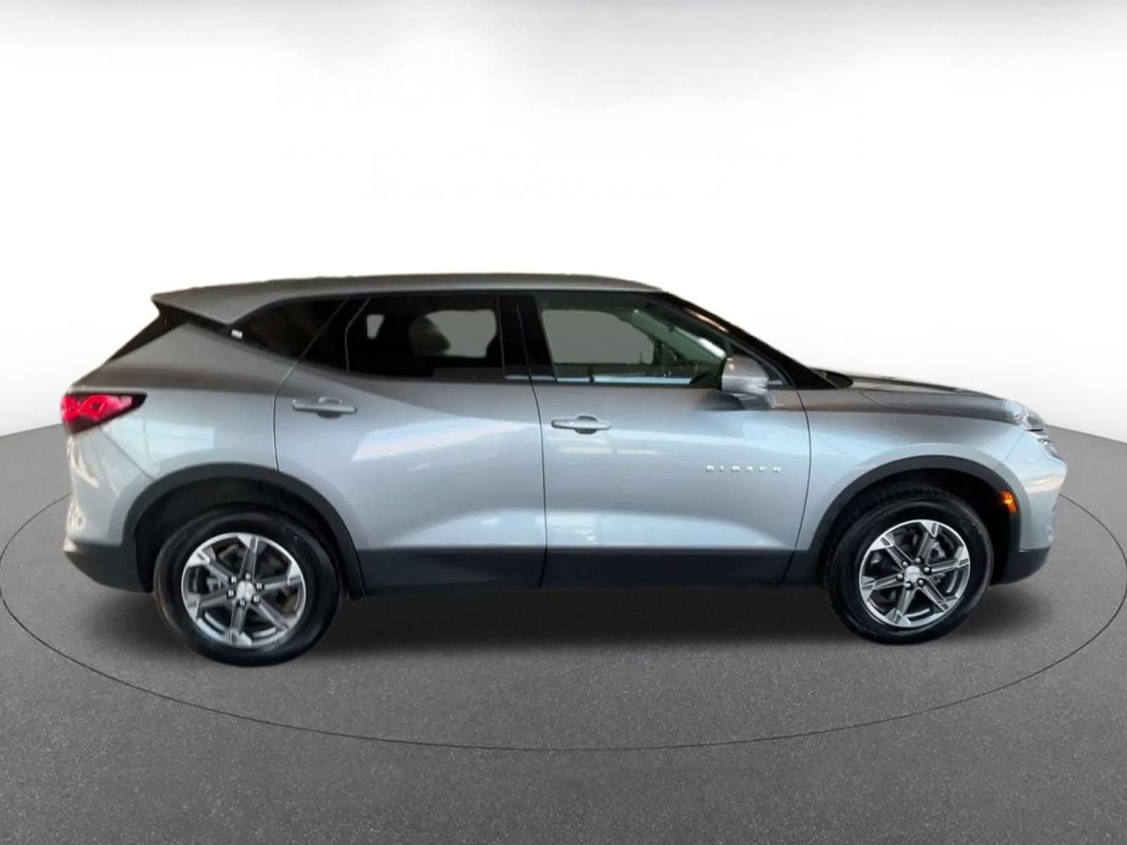 Used 2026 Chevrolet Blazer LT AWD/4WD image 15