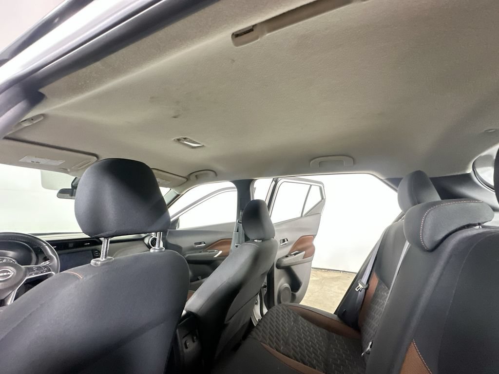 Used 2023 Nissan Kicks SR FWD image 15